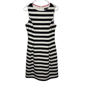 Jessica‎ Howard Missy White & Black Midi Dress Size 6 Sleeveless Pleated Dress